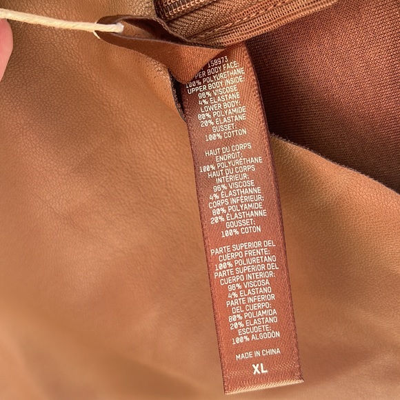 SKIMS - Faux Leather smock Neck Bodysuit - Jasper XL - Picture 15 of 16